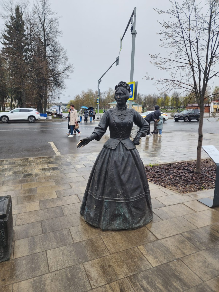 Наталья провела интересную экскурсию по историческим местам Углича. Даже не думала, что так затронут душу эти