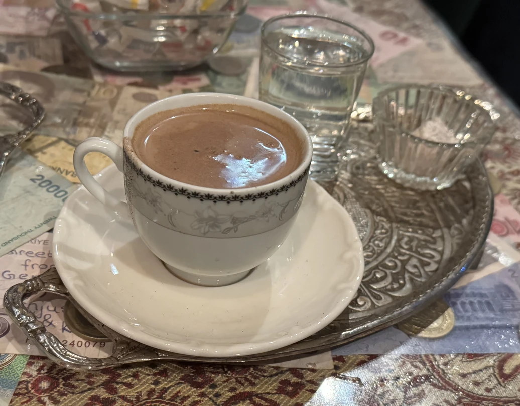 Спасибо Майе за очень интересную экскурсию, провела по таким местам, куда рядовой турист сам бы точно