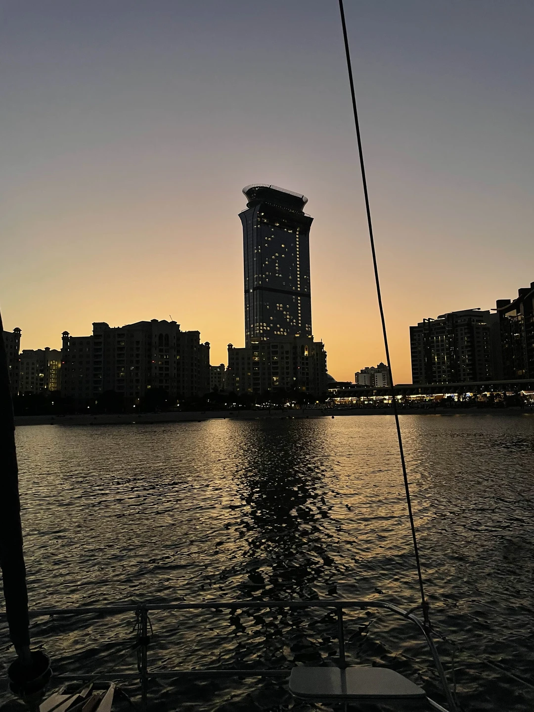 Почему нельзя поставить 10 звезд? Это буквально одно из лучших приключений в Дубае. Десятка для него