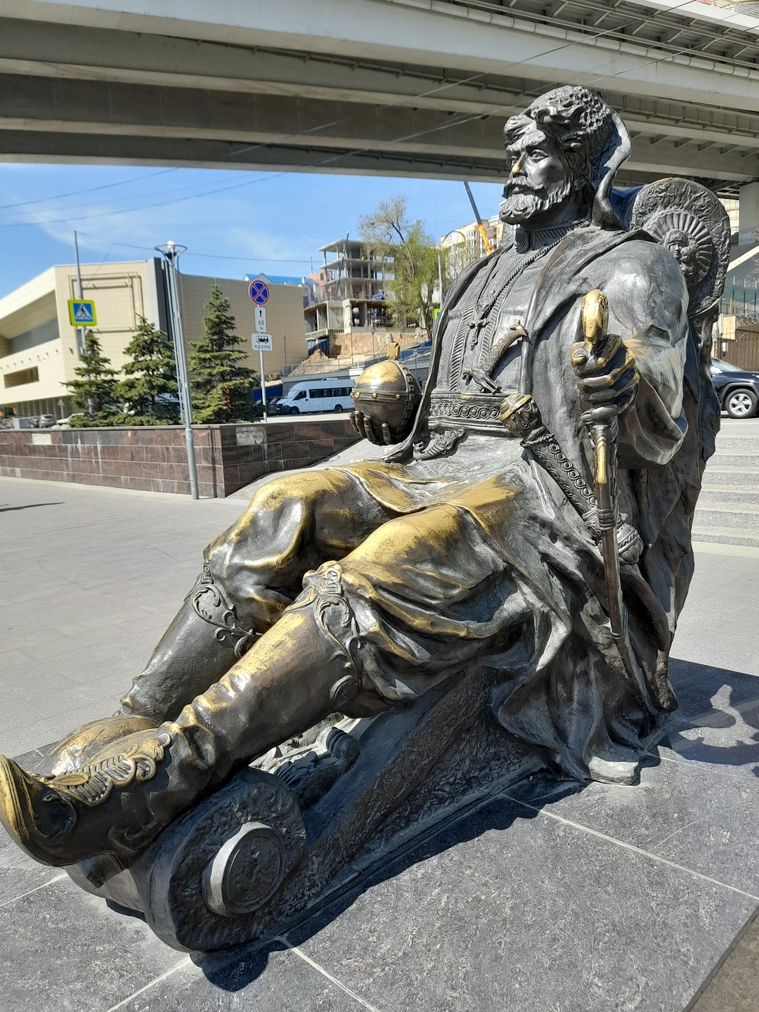 Ростов - город на Дону, на Доне (Оксана)