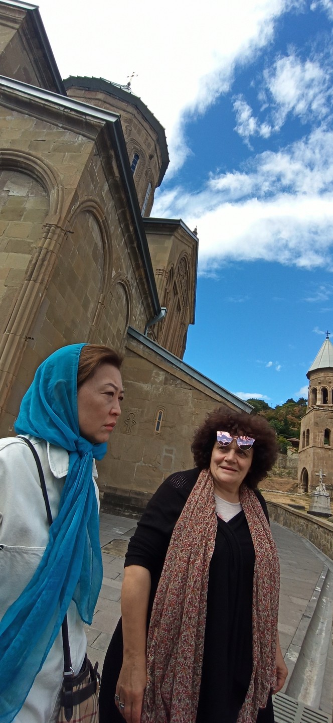 Карина провела экскурсионную поездку в Джвари и Мцхета на высоком профессиональном уровне. Не ожидали что тема