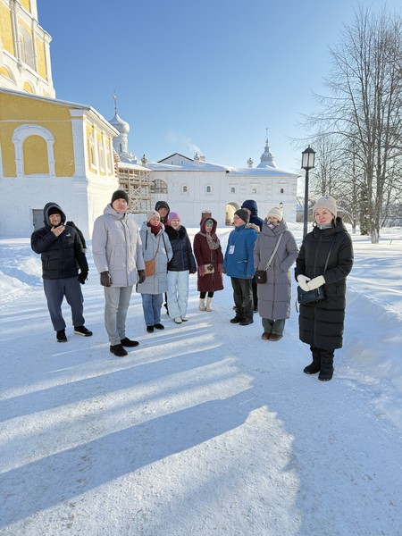 Спасо-Прилуцкий монастырь с историком и богословом (Виктория)