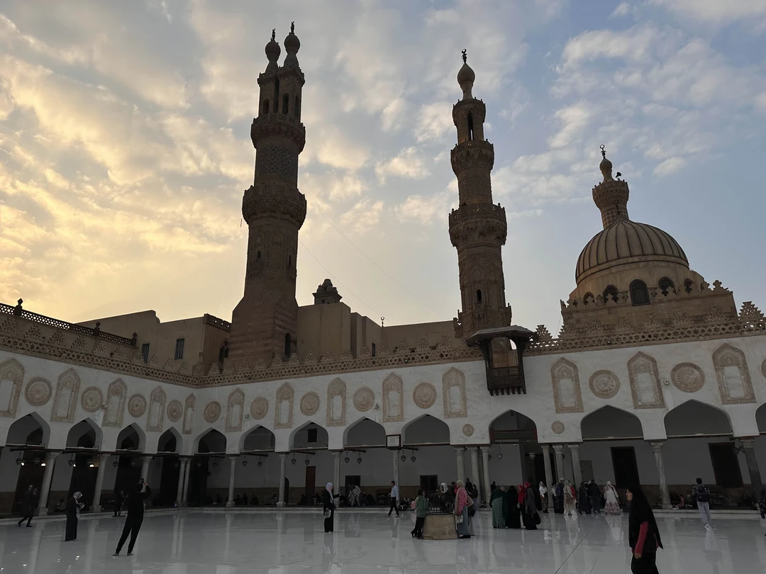 Отличная экскурсия. Мохаммед по нашей просьбе заменил пару локаций, тк накануне уже успели их посмотреть. Как