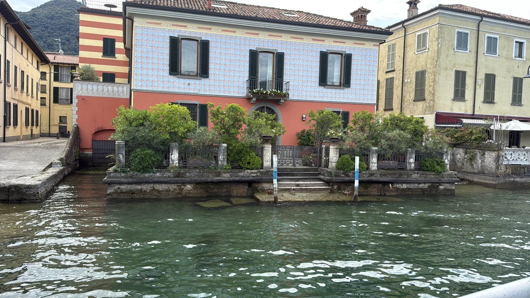 Это было превосходно! Это действительно не изъезженный маршрут, 7 часов пролетели незаметно, очень красиво, интересно. Успели