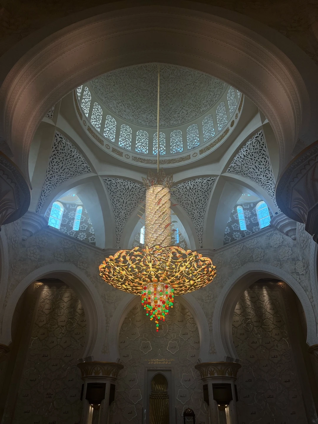 Мы ездили с гидом Санчо с Рас в Абу-Даби