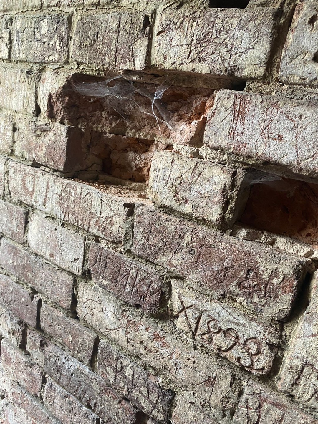 Большое спасибо от нашей семьи Татьяне за интересную экскурсию по Брестской крепости. Информации было очень много