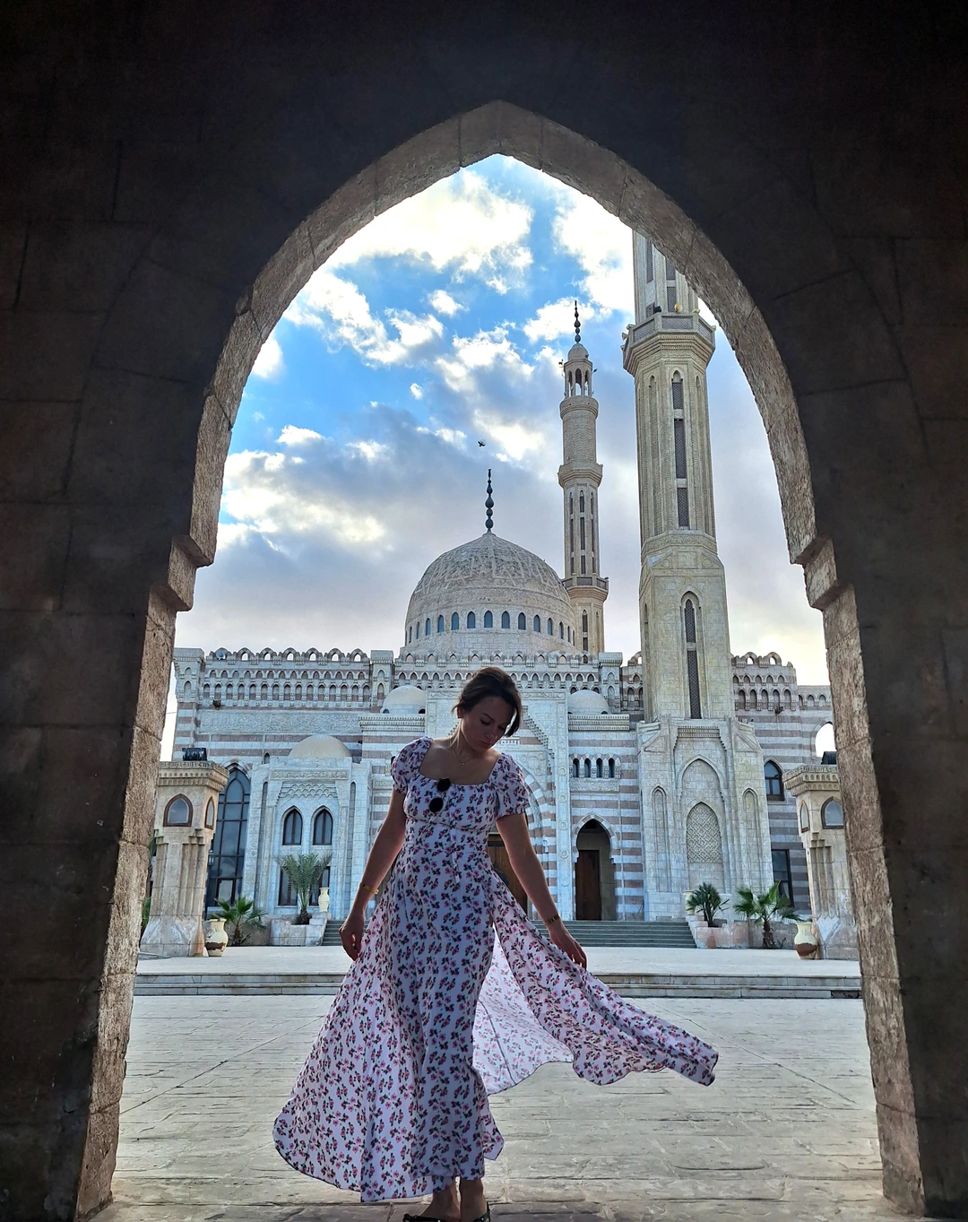 Багдади хороший гид,прекрасный рассказчик и отличный фотограф)