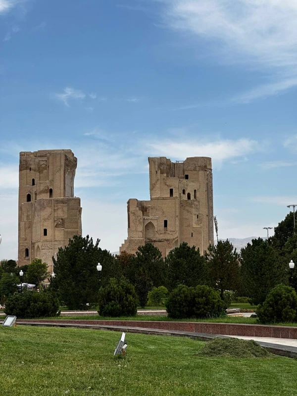 Дорога сквозь историю: однодневная поездка из Самарканда в Бухару