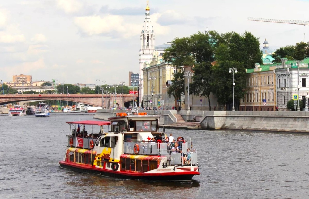 Маршрут «Центральный» на речном трамвае от причала «Зарядье» (2/8)