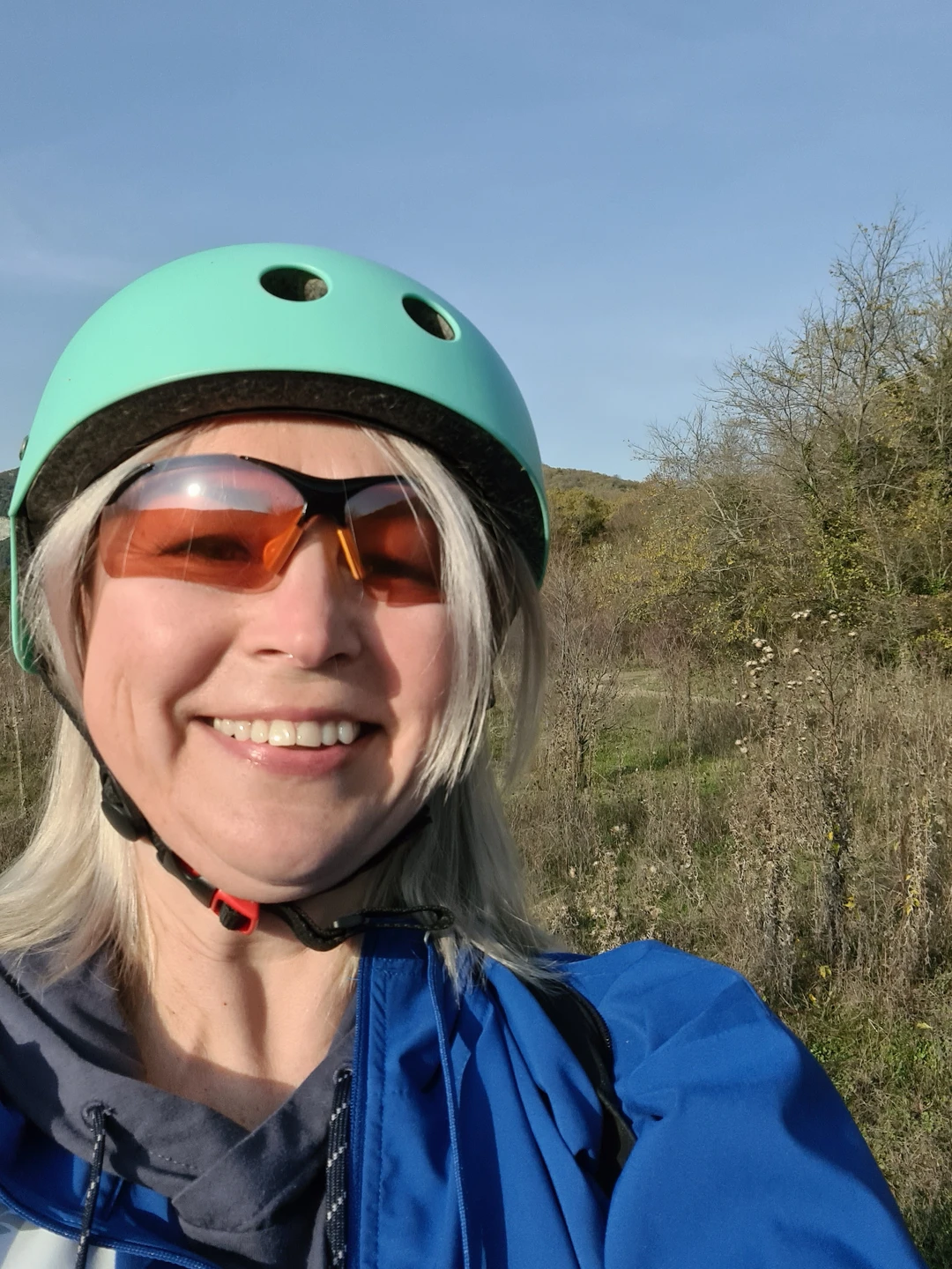 В маршруте предполагалось: озеро Грек, сосновые леса, цветущие луга и смотровая площадка в Дивноморском