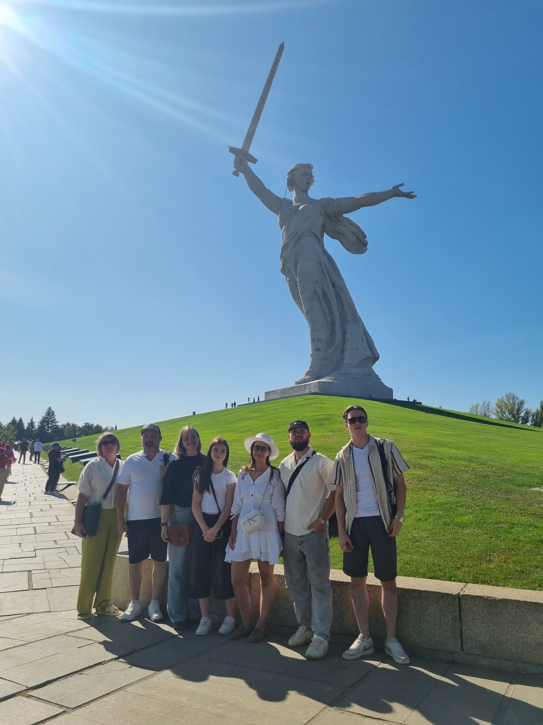Замечательная, очень познавательная экскурсия! Огромная благодарность гиду Александру за возможность увидеть, проникнуться и влюбиться в этот