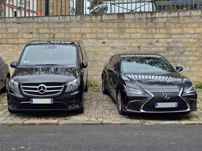 В Бельгию из Парижа на авто премиум-класса: индивидуально по Люксембургу, Брюсселю, Генту и Брюгге