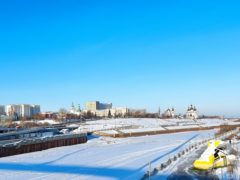 Зимняя экскурсии на машине, очень комфортная. Олег рассказывает интересно, показывает фото как город выглядел раньше и