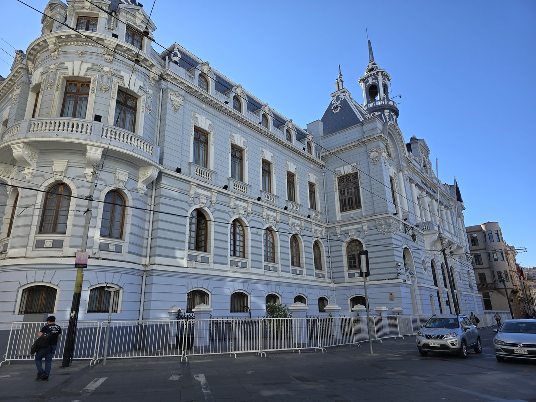 Спасибо Марату за прекрасно проведённый день! Он не только провел интересную экскурсию, но и помог решить