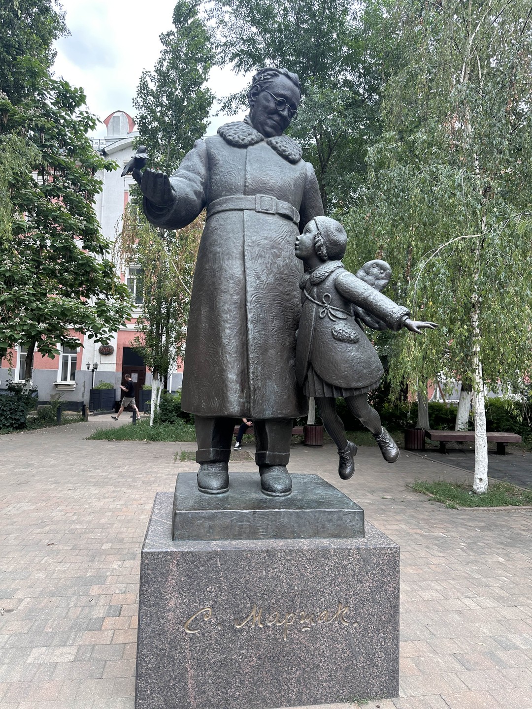Виктор был великолепен, глубокие знания, отлично поставленная речь, очень интересно, познавательно и не утомительно. Жаль только