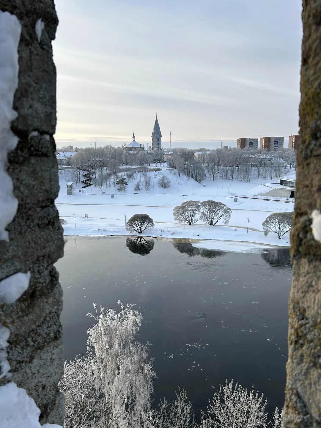 Очень интересная, познавательная,насыщенная, хорошо организованная экскурсия! Особенно хочется поблагодарить гида Коровина Дмитрия за интересную содержательную поездку!