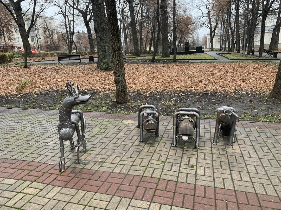 Мы четыре подруги, стараемся ежегодно пополнить копилку своих путешествий посещением нового российского города. В этот раз