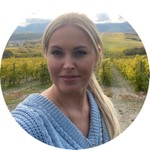 Коробова