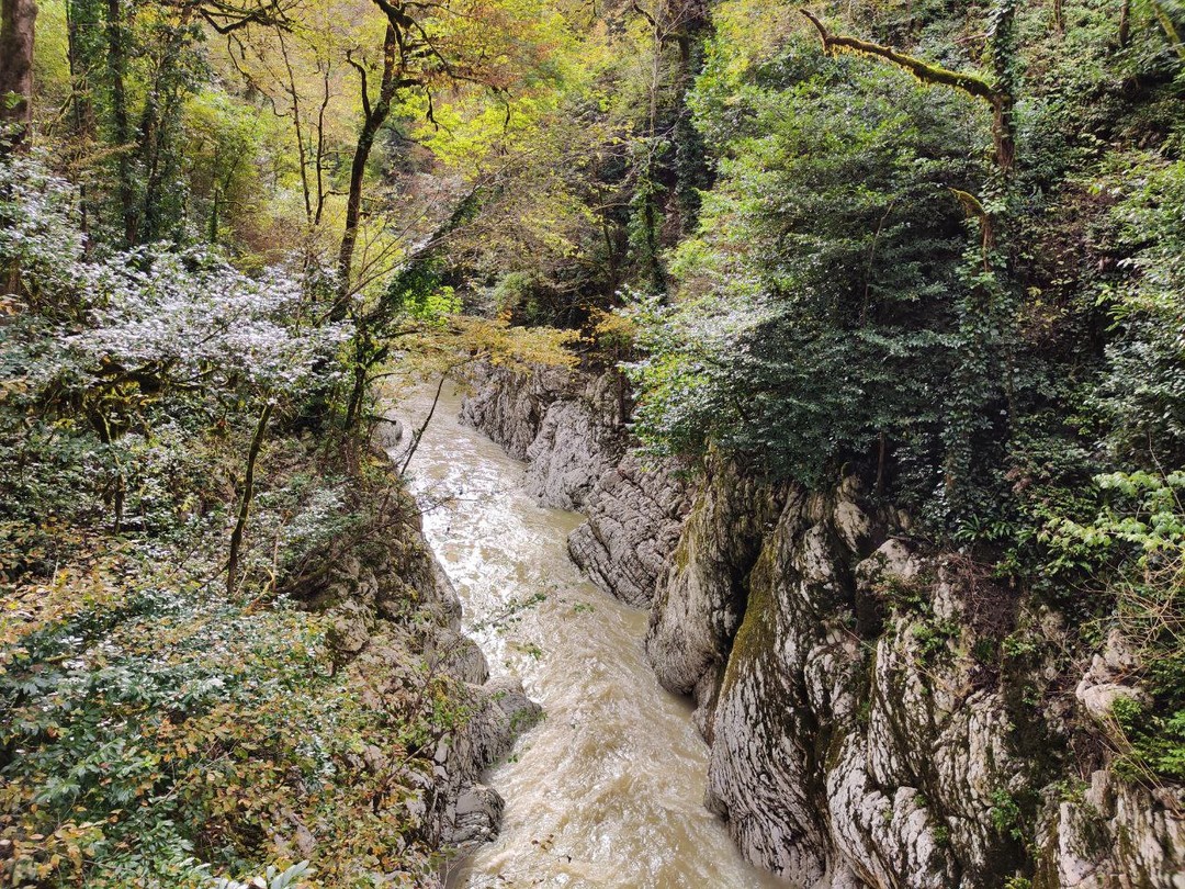 Дивное ущелье реки Хоста (Екатерина)