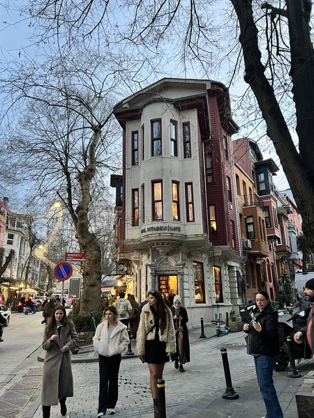 Восточный Стамбул: Кадыкёй, Ускюдар и Кузгунджук (Анна)