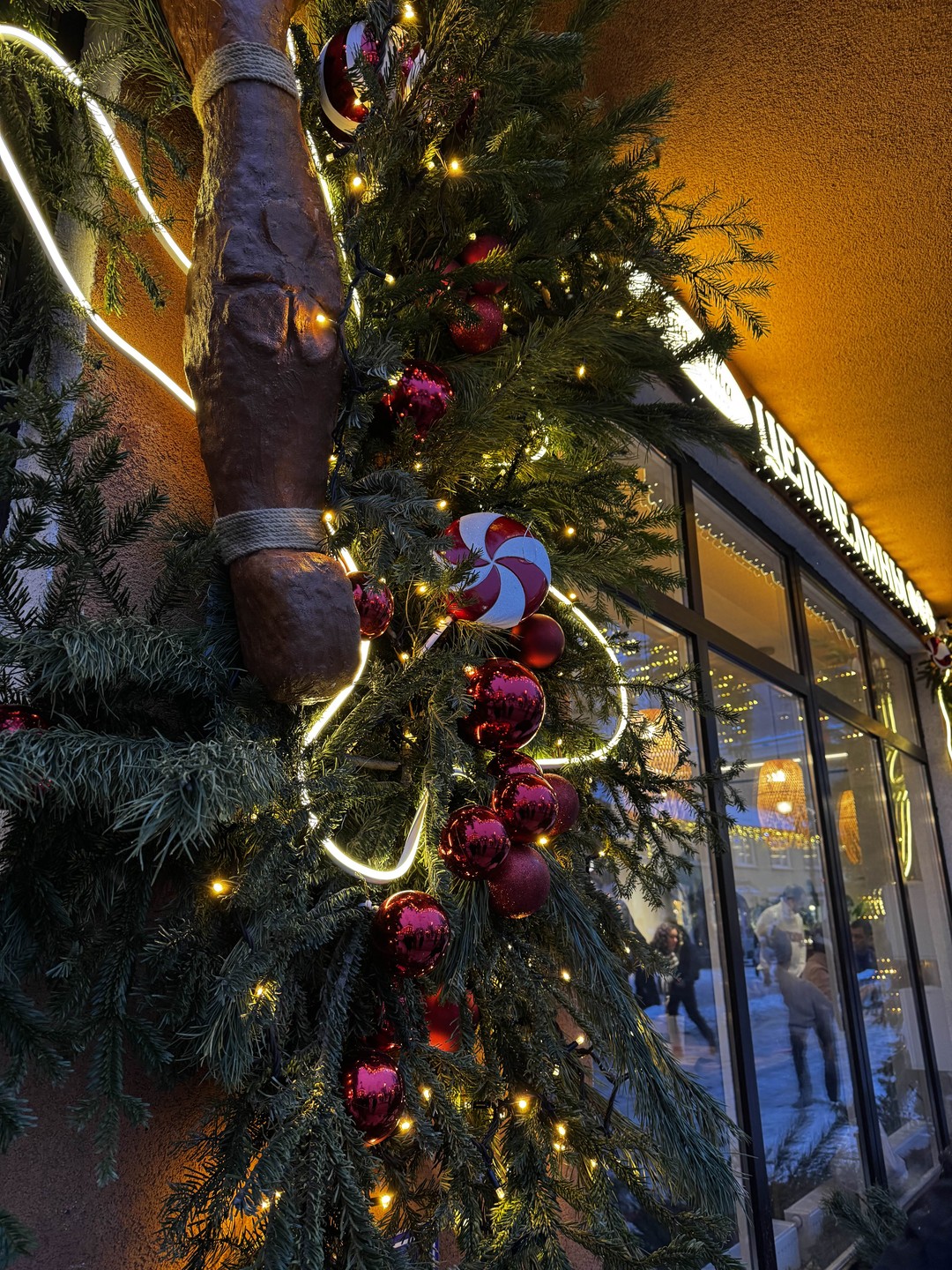 Отличная экскурсия. Получилось посетить много мест за 1 день. Однозначно советуем