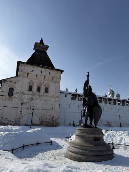 прогулка по небольшому, но очень уютному городу в сопровождении интересного рассказчика, что может быть лучше? Анна