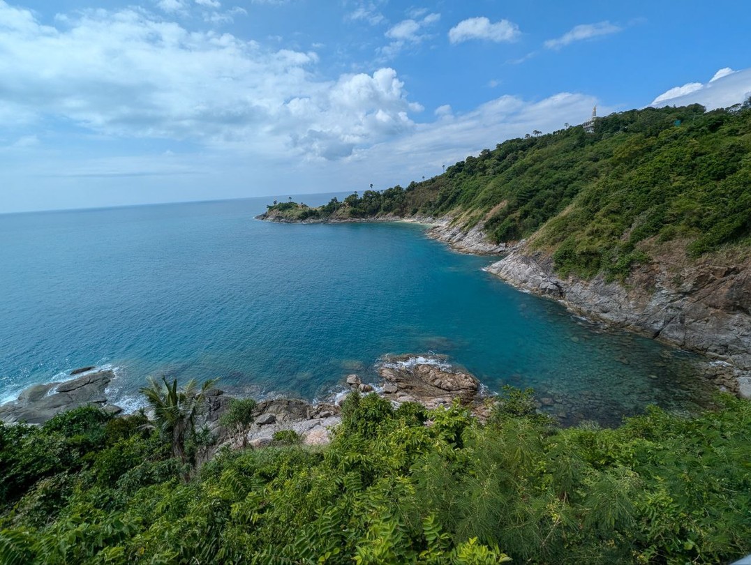 Экурсия оставила у нас исключительно положительные впечатления! Костя и Миша встретили нас прямо у отеля на