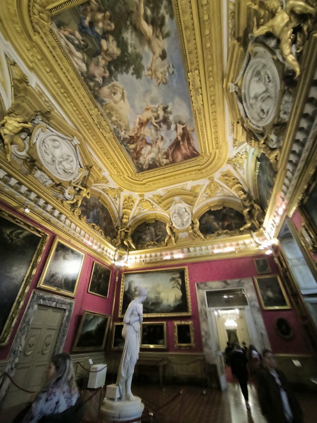 Это было очень познавательно и интересно! Особенно классно, что это комбинированная экскурсия. То есть можно посетить