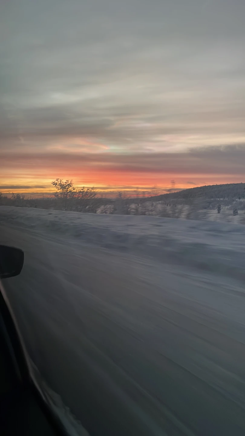 Большое спасибо Оксане. Я выбрала эту экскурсию, поскольку заказанную мною экскурсию отменили.
