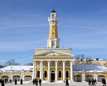 Экскурсия по Костроме и Ярославлю и интерактивная программа «Кушать подано»