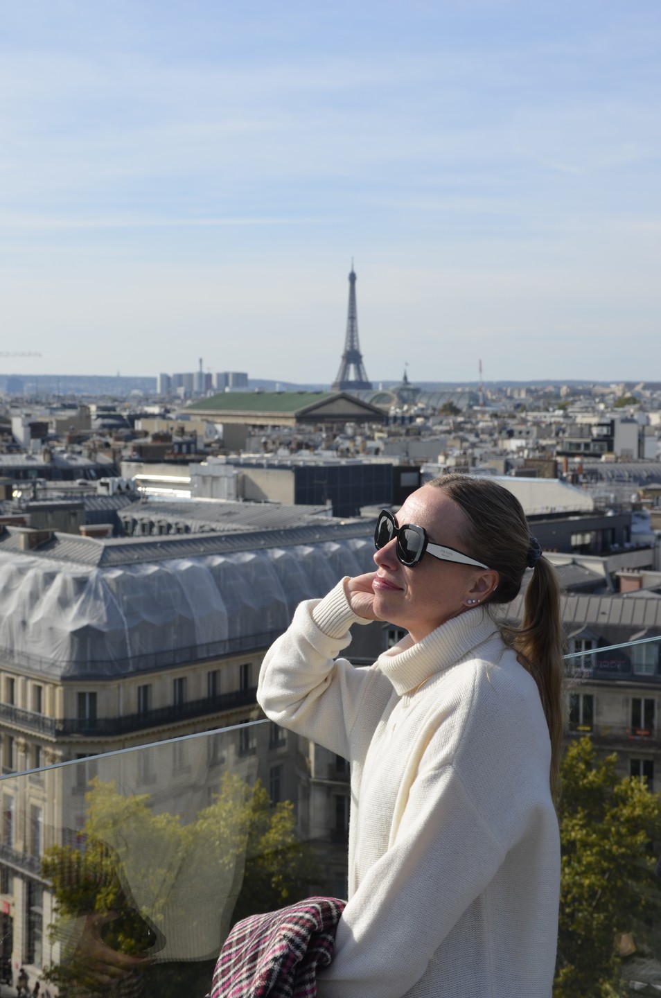 Получилось так, что у меня был 1 день на Париж. И хотелось максимально все успеть, да еще и с чемоданом.