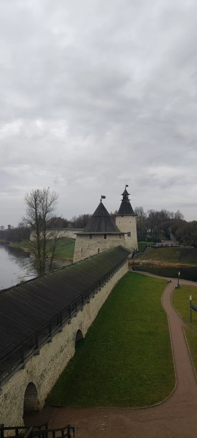 Замечательная экскурсия, прекрасный вариант для первого знакомства с городом: охватили все самое важное и интересное. У