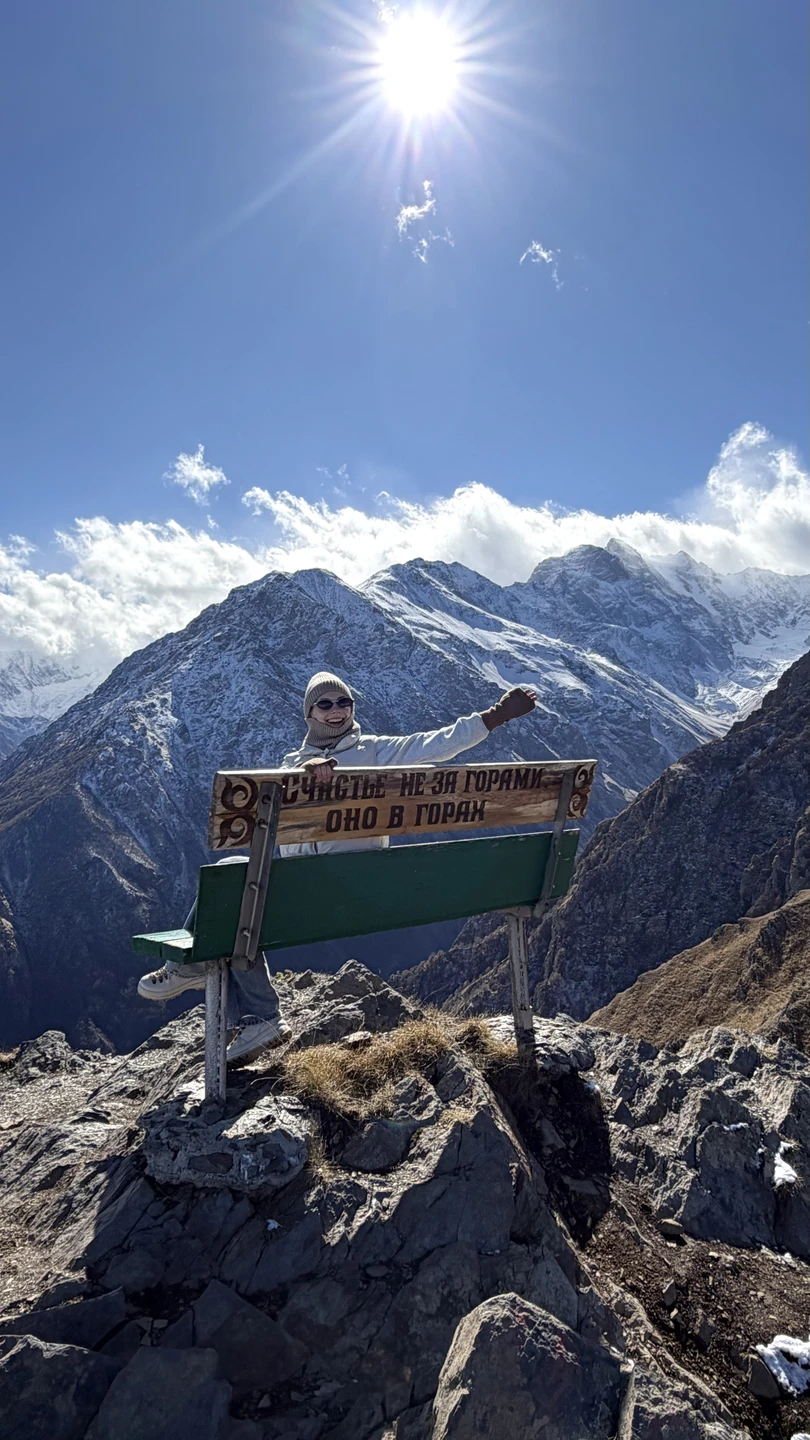 Это было мое второе путешествие на Кавказ — и снова попало в самое сердечко! Природа здесь