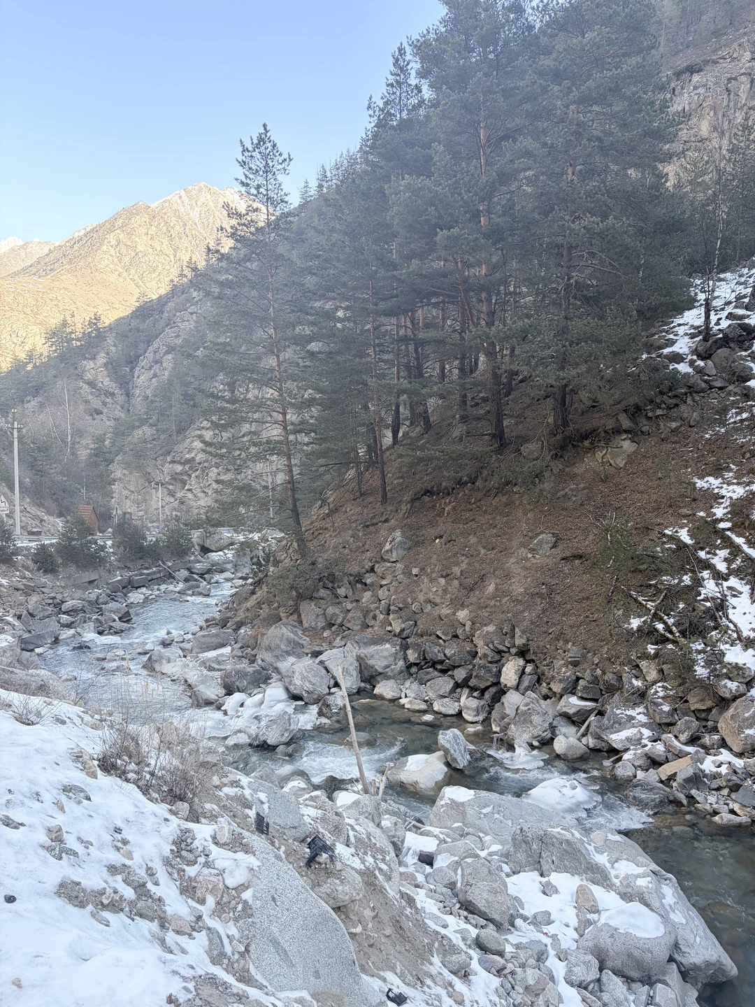 Мы ездили семьей, нам все очень понравилось! Борису отдельное спасибо, показал нам ещё одно живописное место