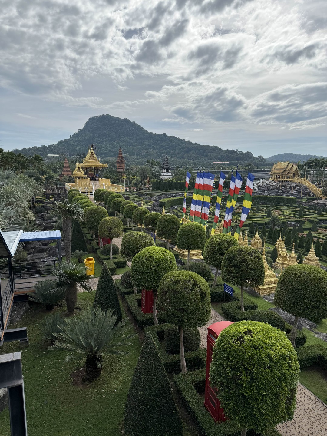 Хорошая организация поездки! Отдельное спасибо гиду Дмитрию! Очень интересно и не усыпляюще(как часто бывает) рассказывает! Экскурсия