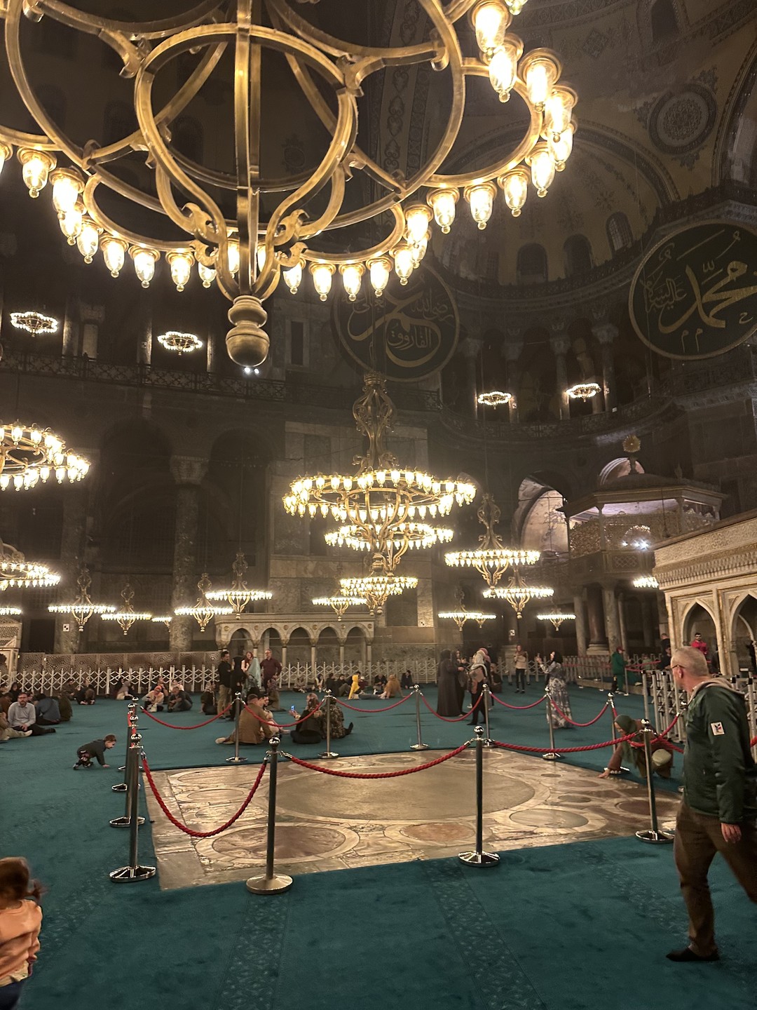 Айя-София и прогулка по историческому центру (Елена)