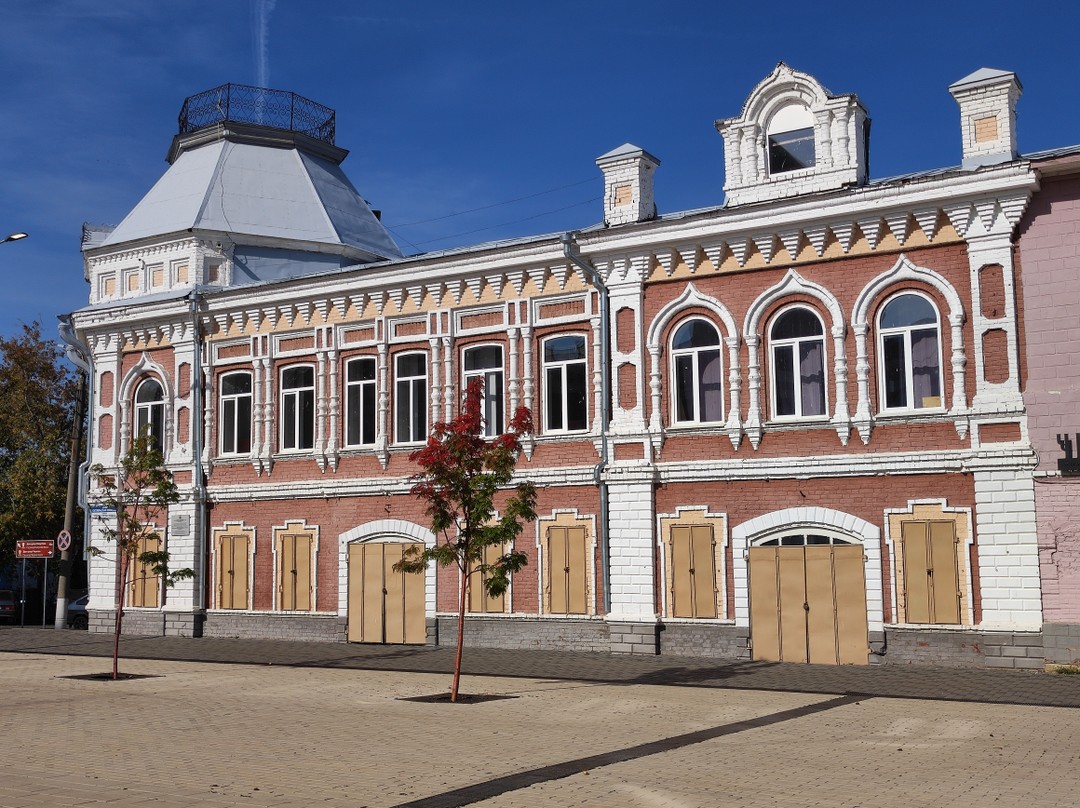 Отзыв пишу с опозданием🙂, мы ездили в октябре, фото, осенние. Удачный маршрут, за 1 день можно