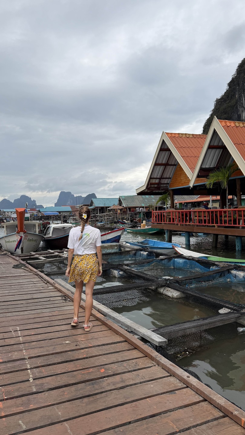 Экскурсия очень понравилась. Локации очень красивые, природа просто отпад. Павел все подробно рассказывал, предоставлял даже намного