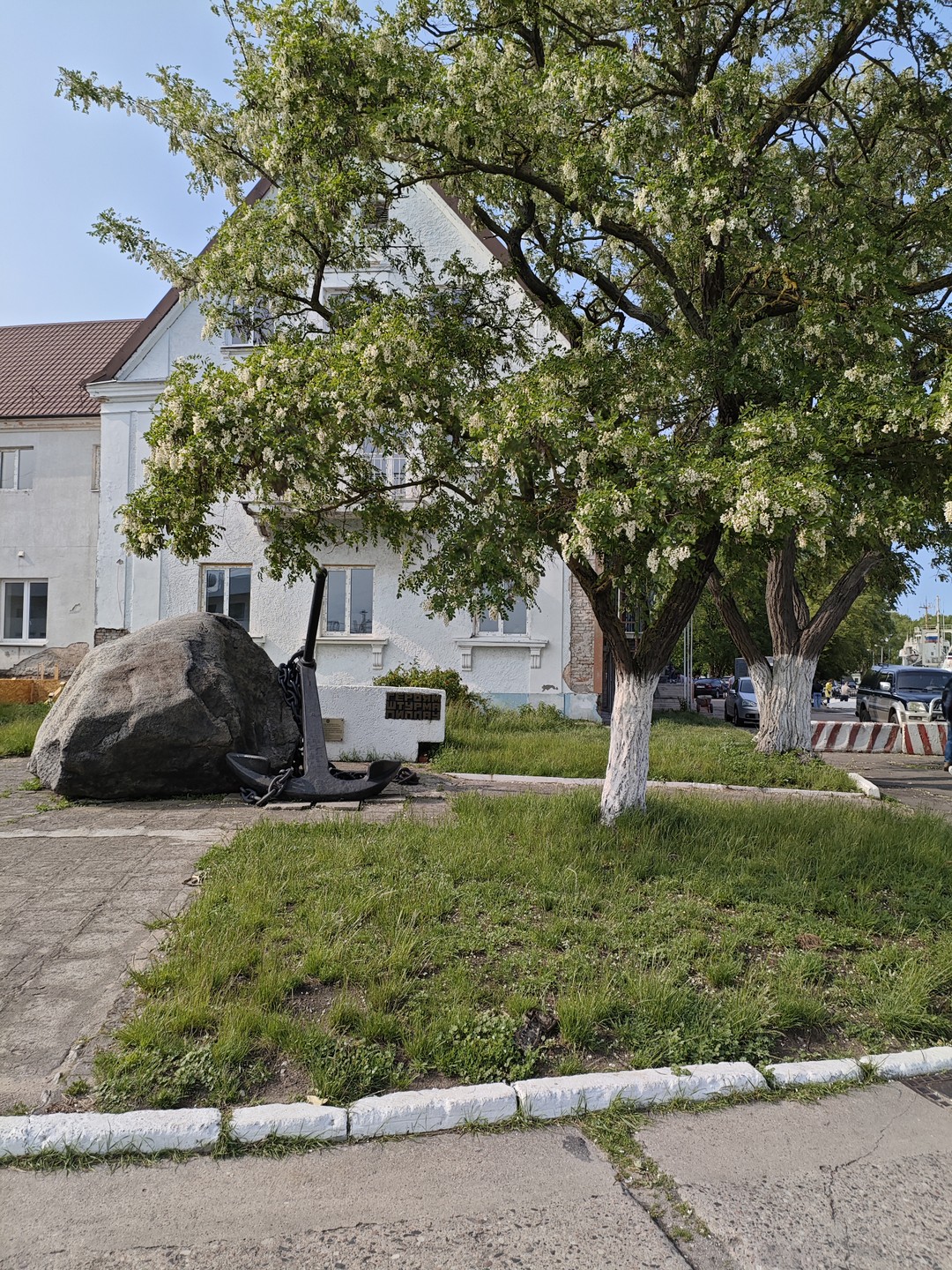 Экскурсия в целом насыщенная, включает трансфер до Балтийска и обратно, пешеходную экскурсию по городу, поездку на