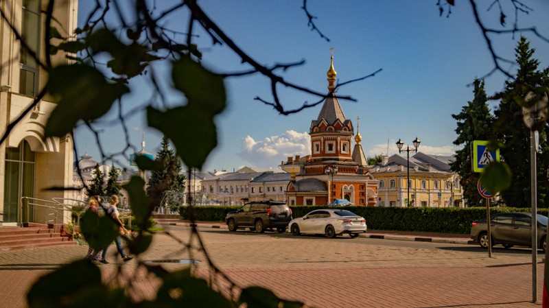 Ярославль с ветерком: автопешеходное путешествие на вашем авто