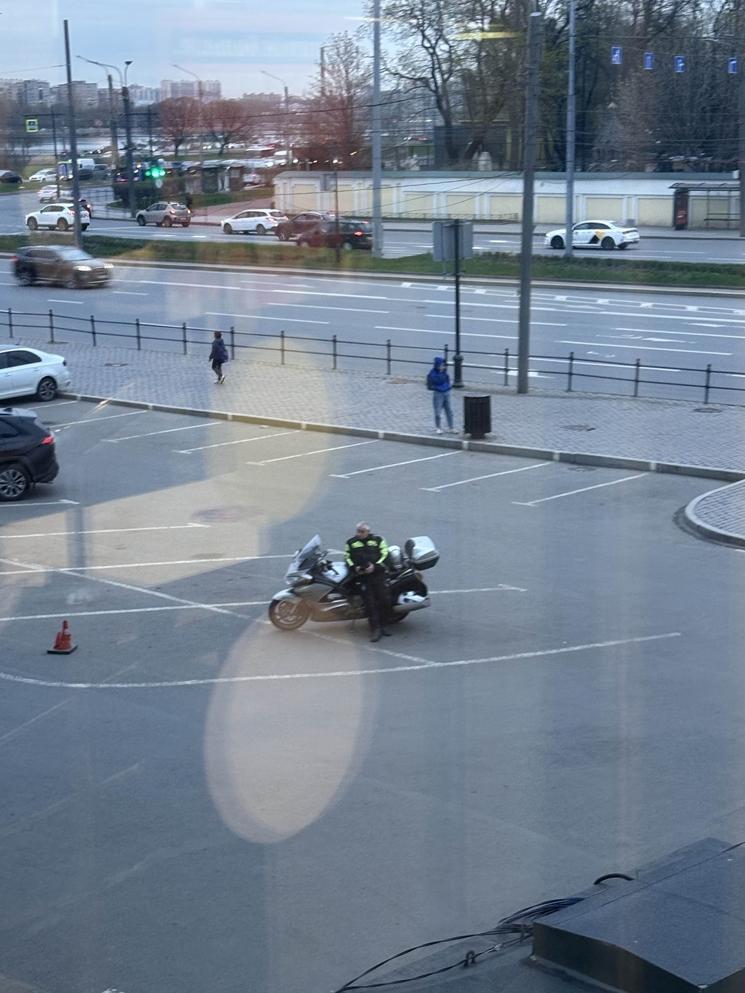 На мотоцикле по вечернему Питеру или к разводным мостам (Карина)