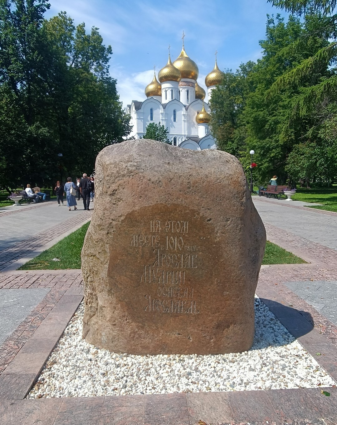 Очень понравилась экскурсия с Рашидом! Интересная, доходчивая подача информации (с нами были два подростка 13 лет)
