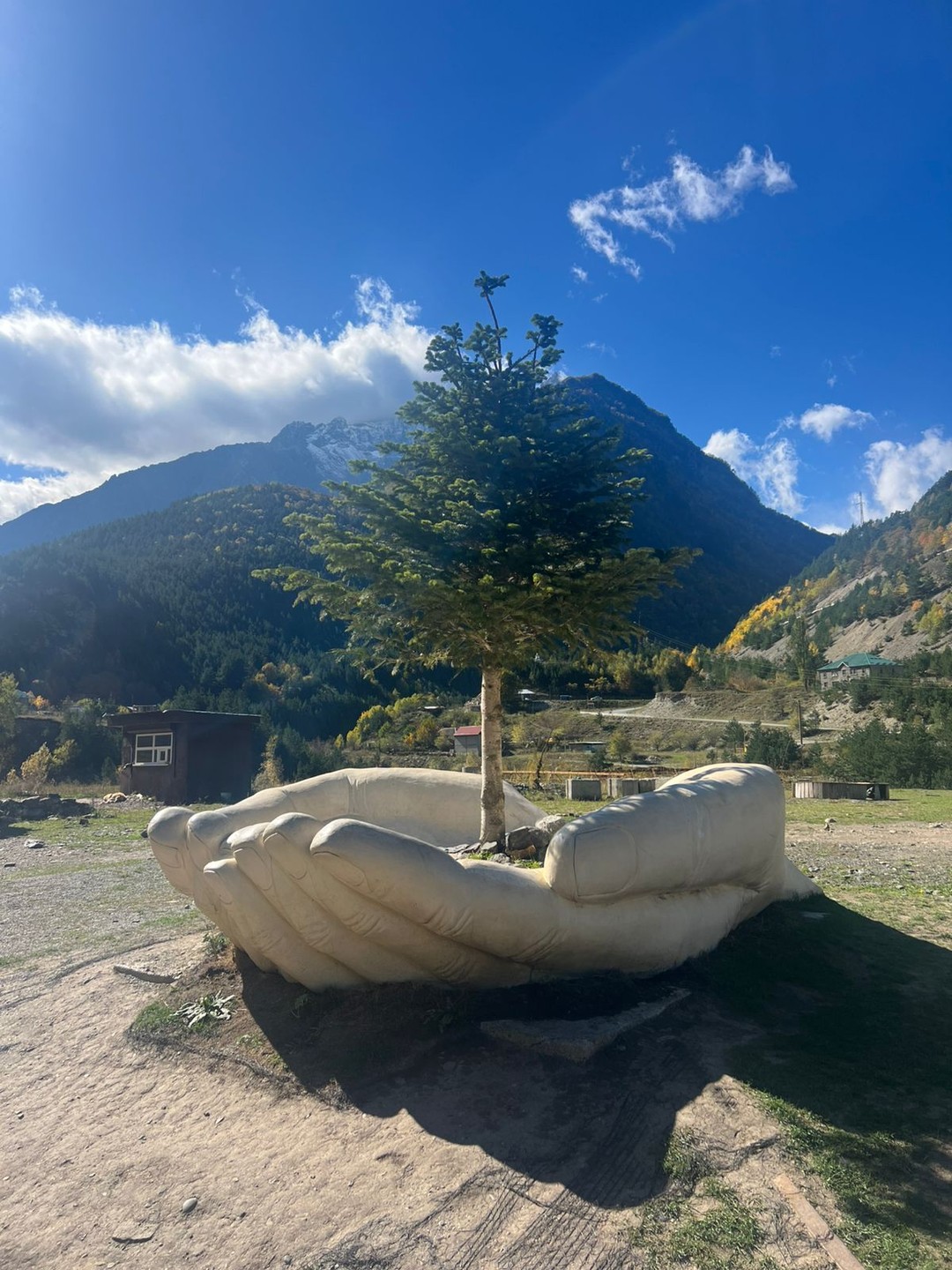 Спасибо Николаю, за правильный подход, за ранее сообщил по нашему выбранному маршруту, что канатка не работает