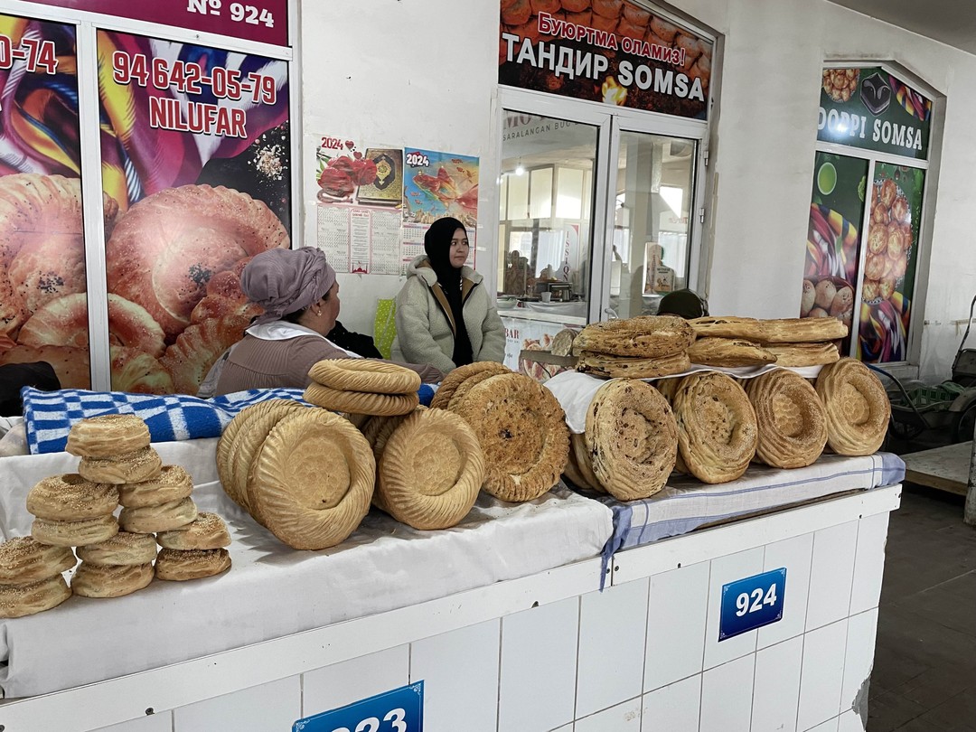 Была в туре Ташкент-Самарканд-Бухара 06-12.02.25г. Организатор тура,Аврам, сам из Самарканда. Организовано все на высшем уровне. Трансфер,