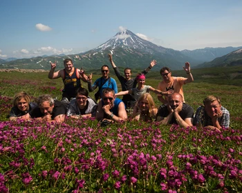 Восхождение на вулкан Горелый или Долина гейзеров