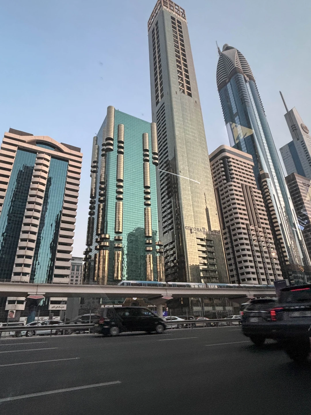 Удобный формат посещения достопримечательностей, пожелание - раньше выезжать, чтобы все успеть посмотреть пока светло