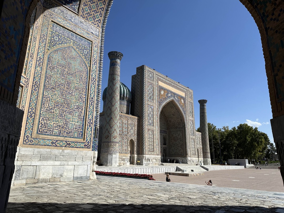 Очень увлекательная и познавательная экскурсия. Большое спасибо Содикжону за её прекрасную организацию и проведение!