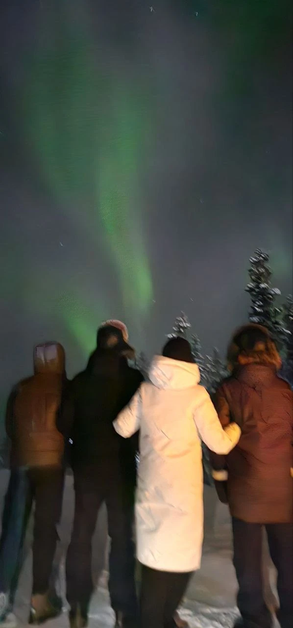 Мы - семья из Москвы: папа, мама и двое взрослых сыновей. Очень любим путешествовать, объездили многие