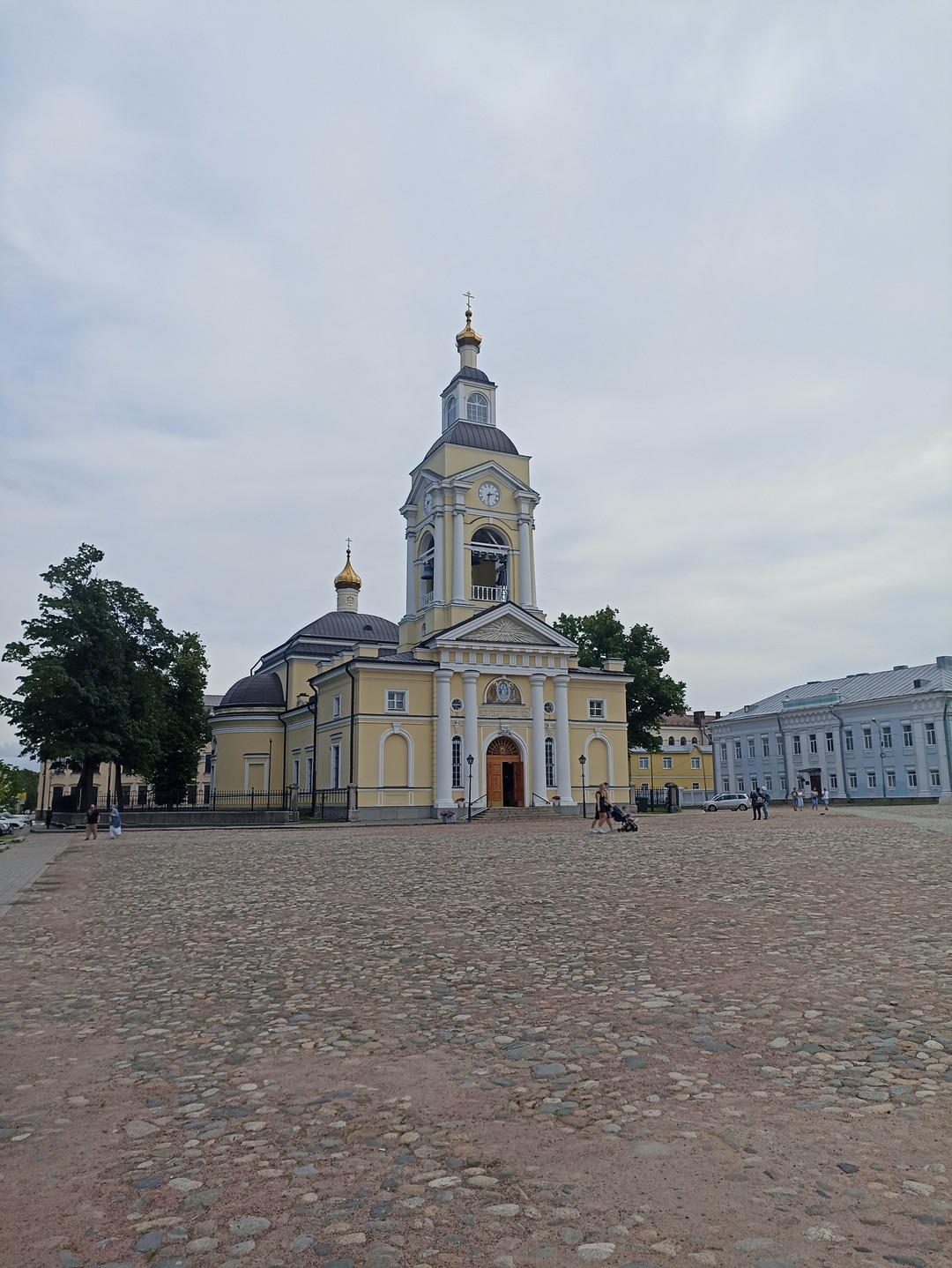 Однодневная экскурсия из Петербурга в Выборг на автобусе (Елена)