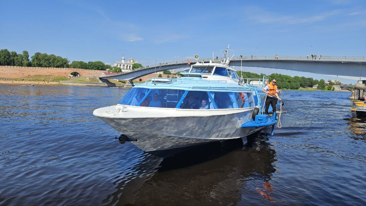 Экскурсия Водный маршрут «Великий Новгород — деревня Взвад» (в группе)